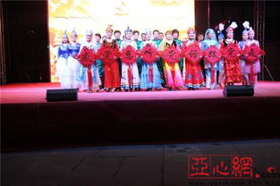 新疆烏蘇市舉辦非公經(jīng)濟(jì)組織民族團(tuán)結(jié)聯(lián)誼匯演 共譜和諧發(fā)展新篇章